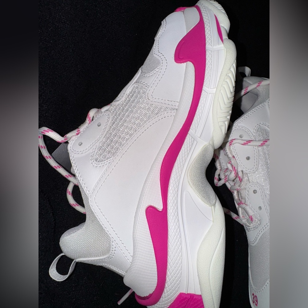 Balenciaga sneakers - Picture 3 of 11